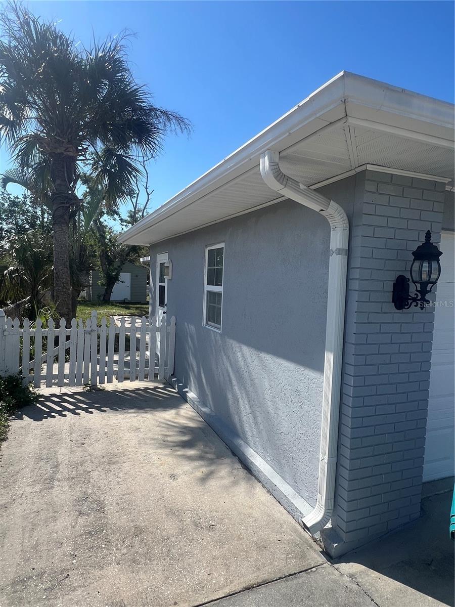 22065 MALONE AVE, PORT CHARLOTTE, FL — photo 10