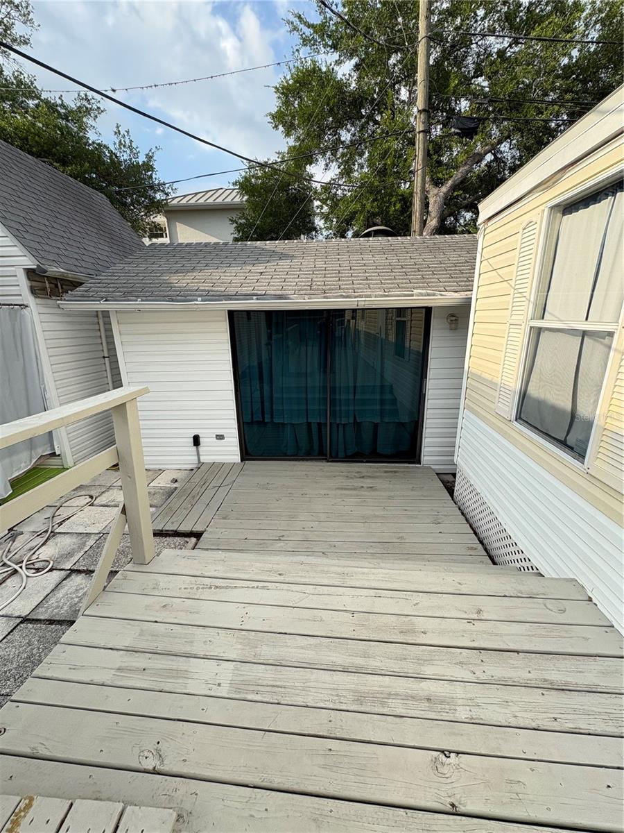 21027 LAZY DAYS CIR, LUTZ, FL — photo 9