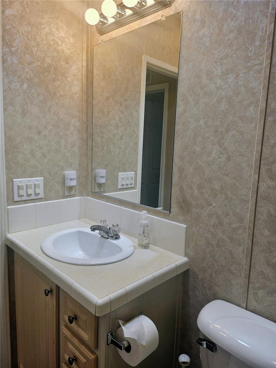 3319 OVERCUP OAK TER, SARASOTA, FL — photo 45