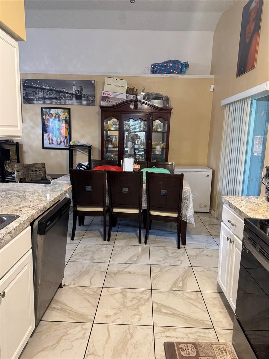 3407 LAKE TINY CIR, ORLANDO, FL — photo 11