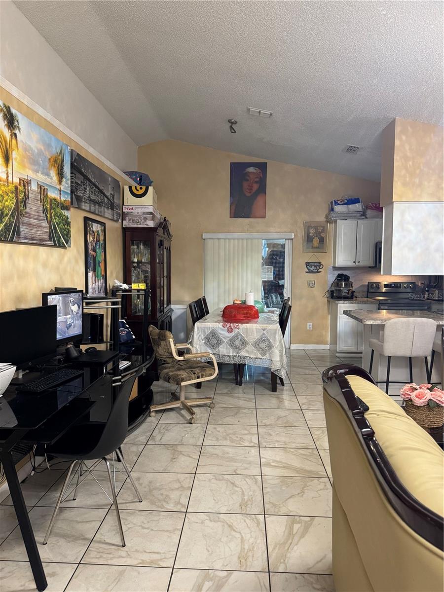 3407 LAKE TINY CIR, ORLANDO, FL — photo 12