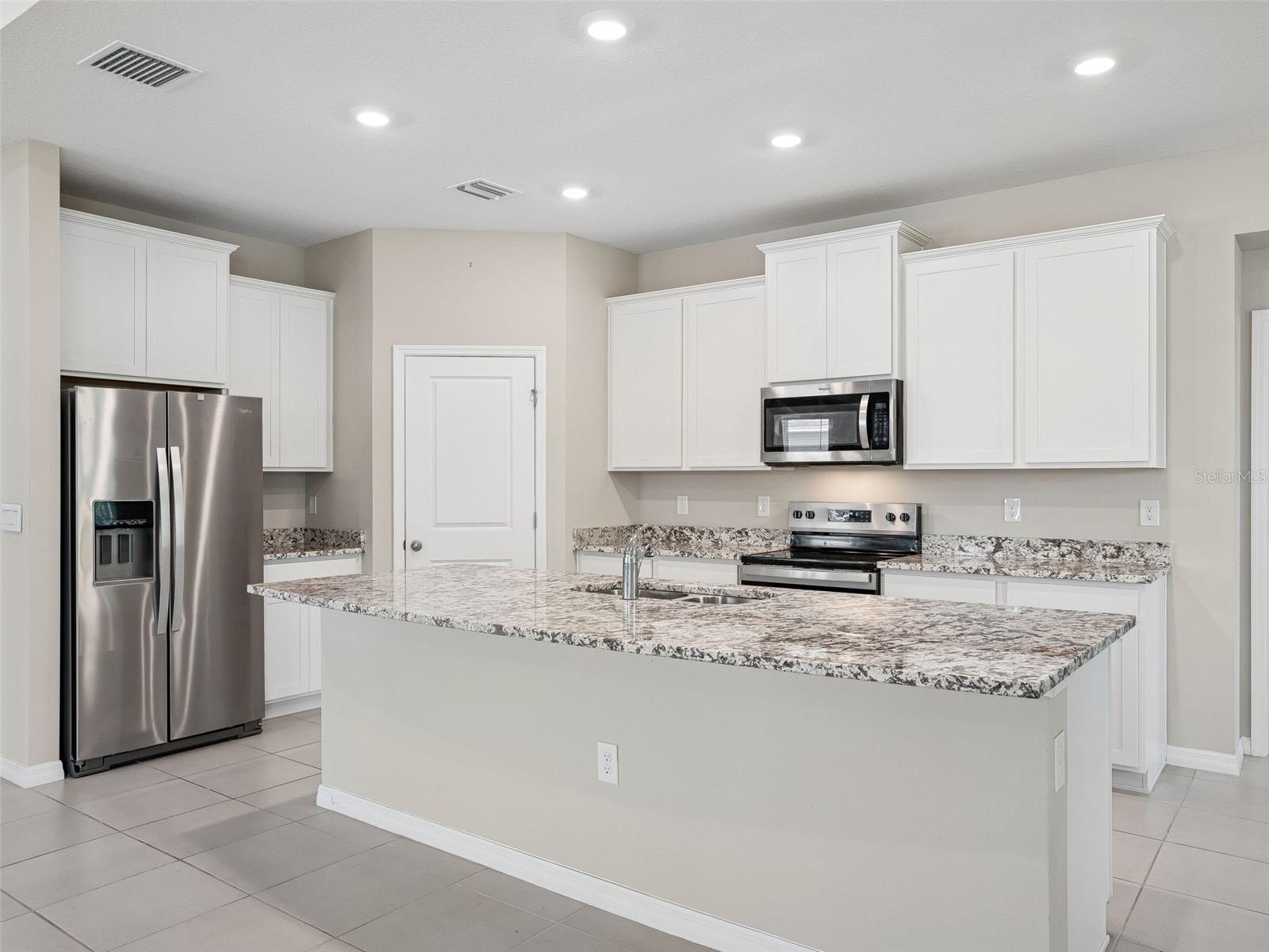 4982 NW 39TH LOOP, OCALA, FL — photo 9