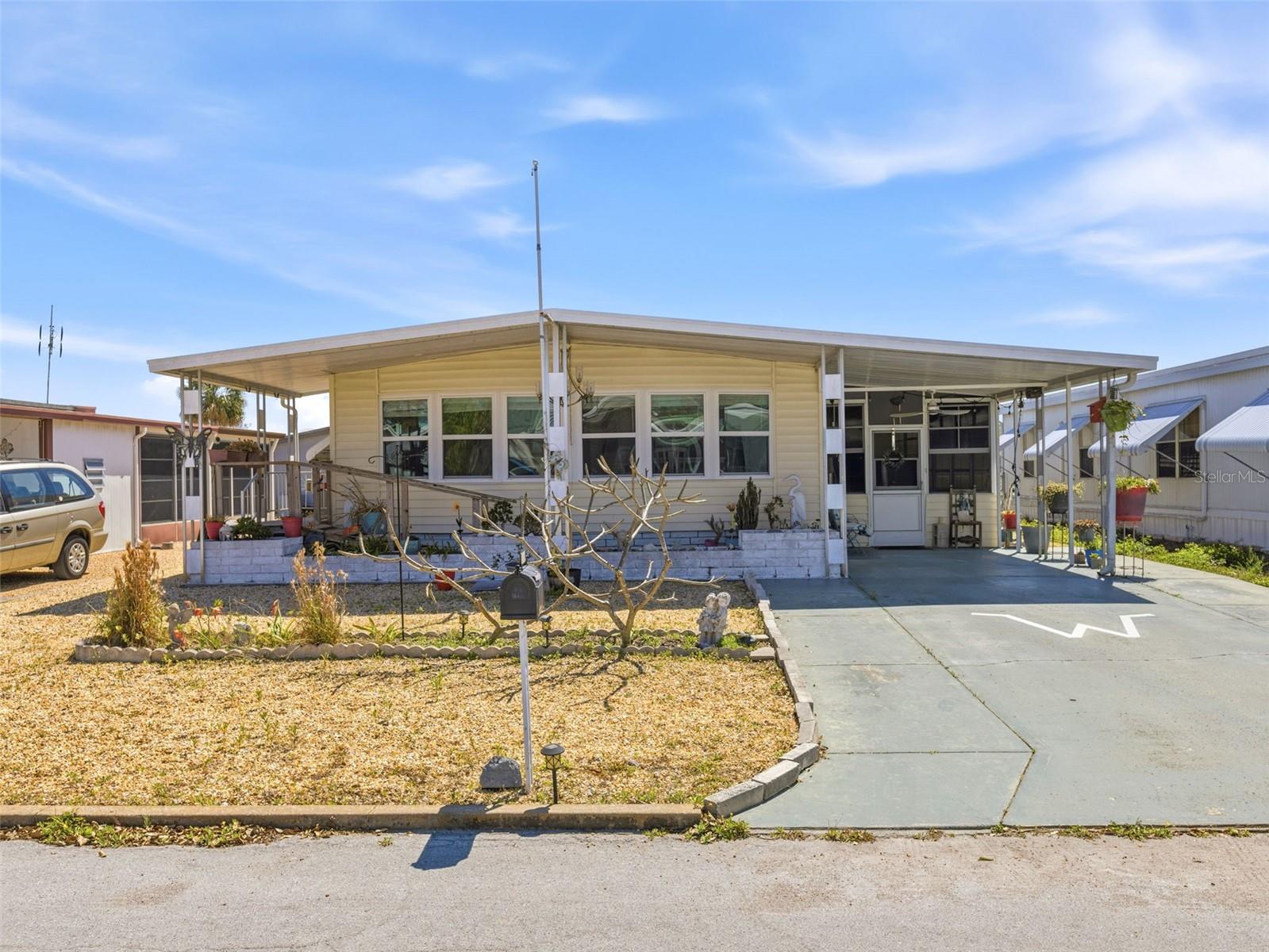 7402 CASCADE DR, HUDSON, FL — photo 4