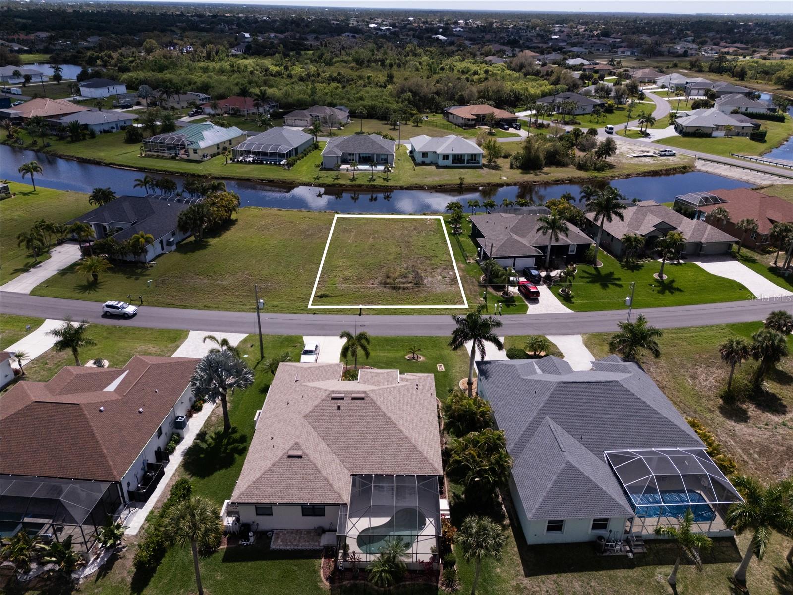 134 WHITE MARSH LN, ROTONDA WEST, FL