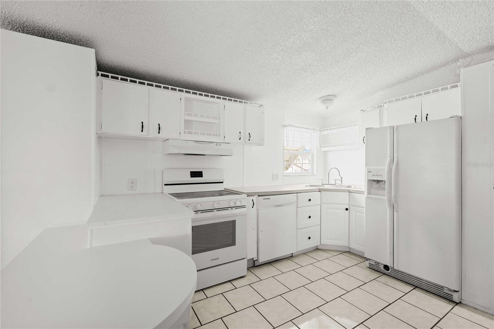 36941 BETH AVE, ZEPHYRHILLS, FL — photo 16
