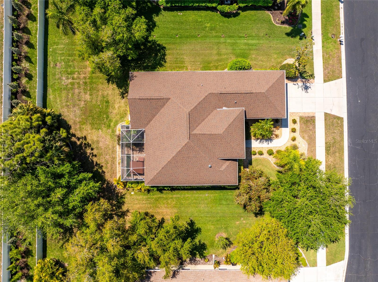 872 CLEAR LAKE DR, ENGLEWOOD, FL — photo 54