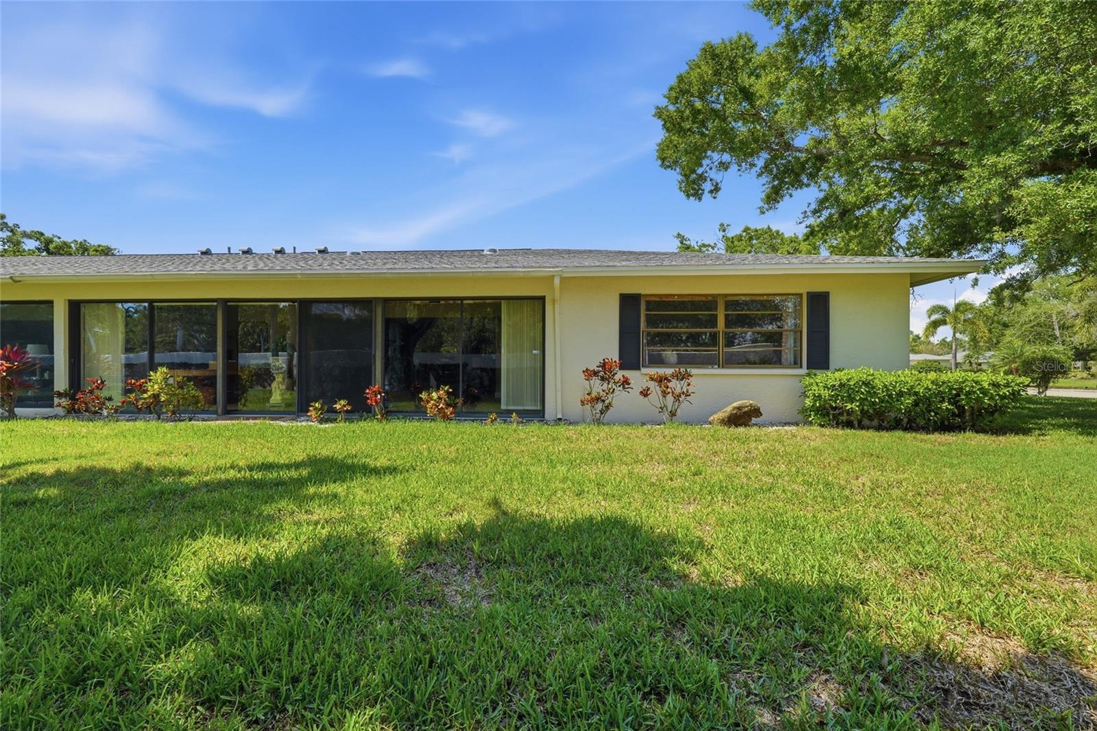 7101 FAIRWAY BEND CIR, SARASOTA, FL — photo 25