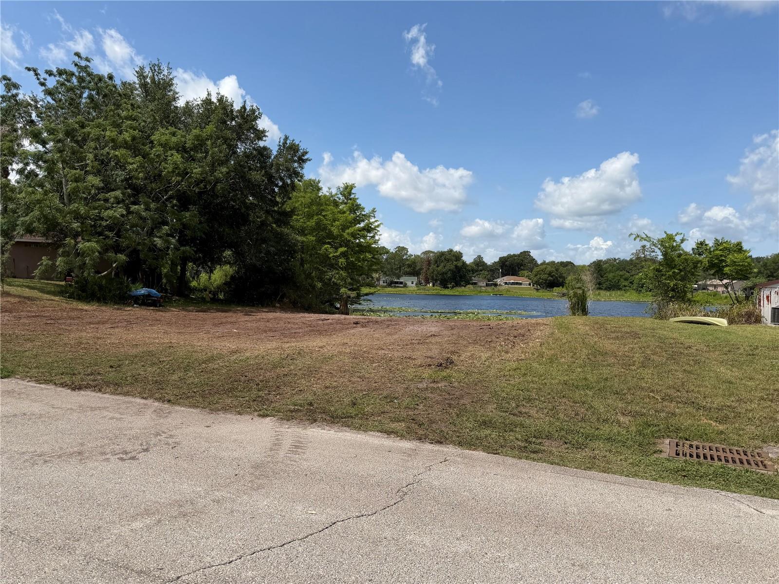 257 LAKE LN, DEBARY, FL — photo 4