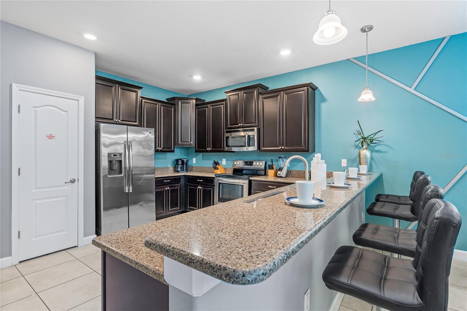 9158 WEDGE DR, DAVENPORT, FL — photo 2