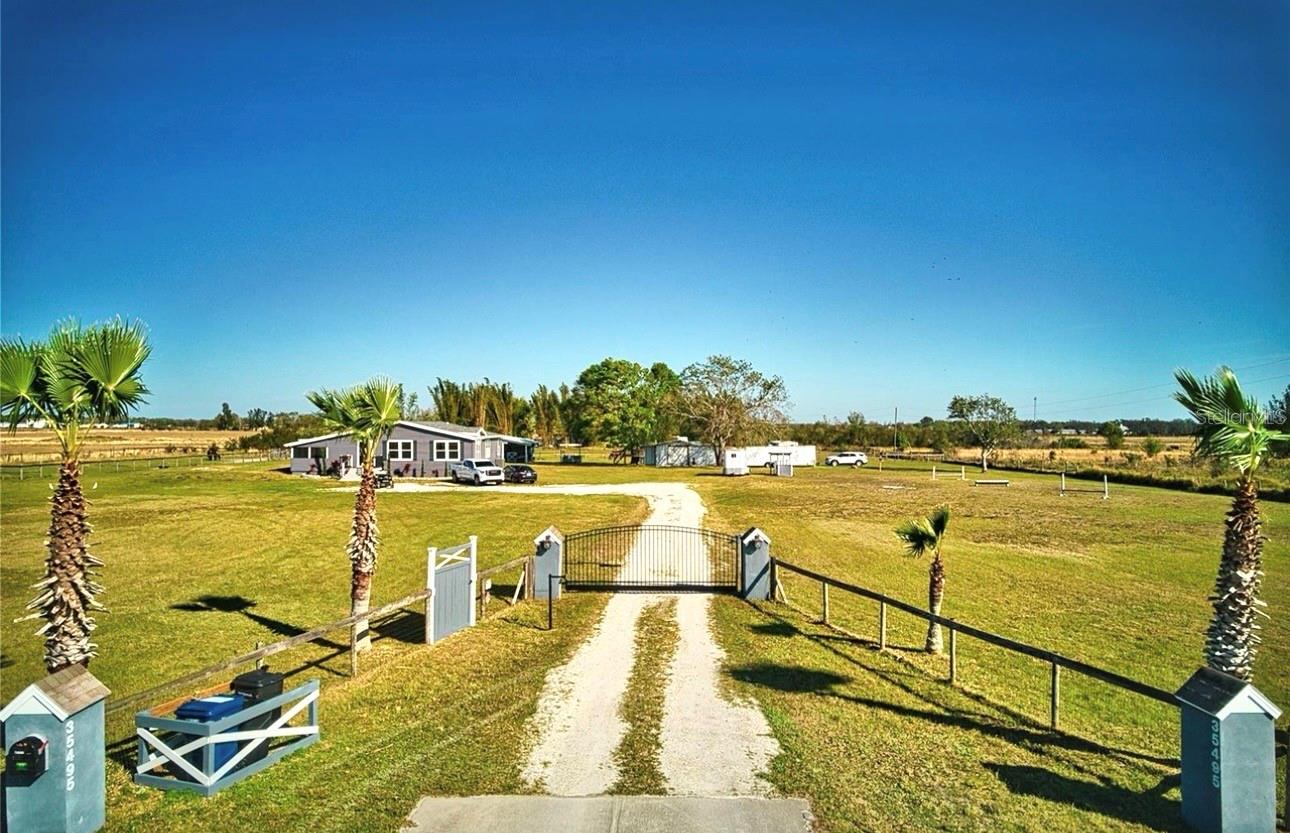 35495 SINGLETARY RD, MYAKKA CITY, FL — photo 4