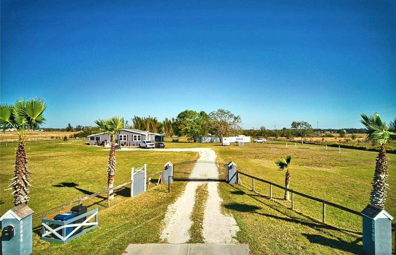 35495 SINGLETARY RD, MYAKKA CITY, FL — photo 6