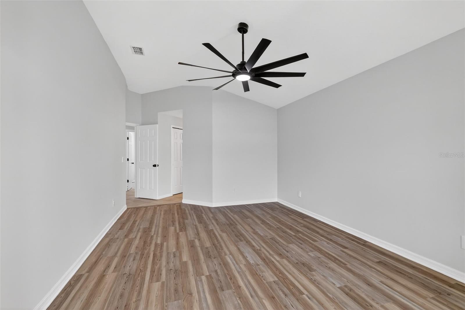 6027 SPRING CREEK CT, MOUNT DORA, FL — photo 38
