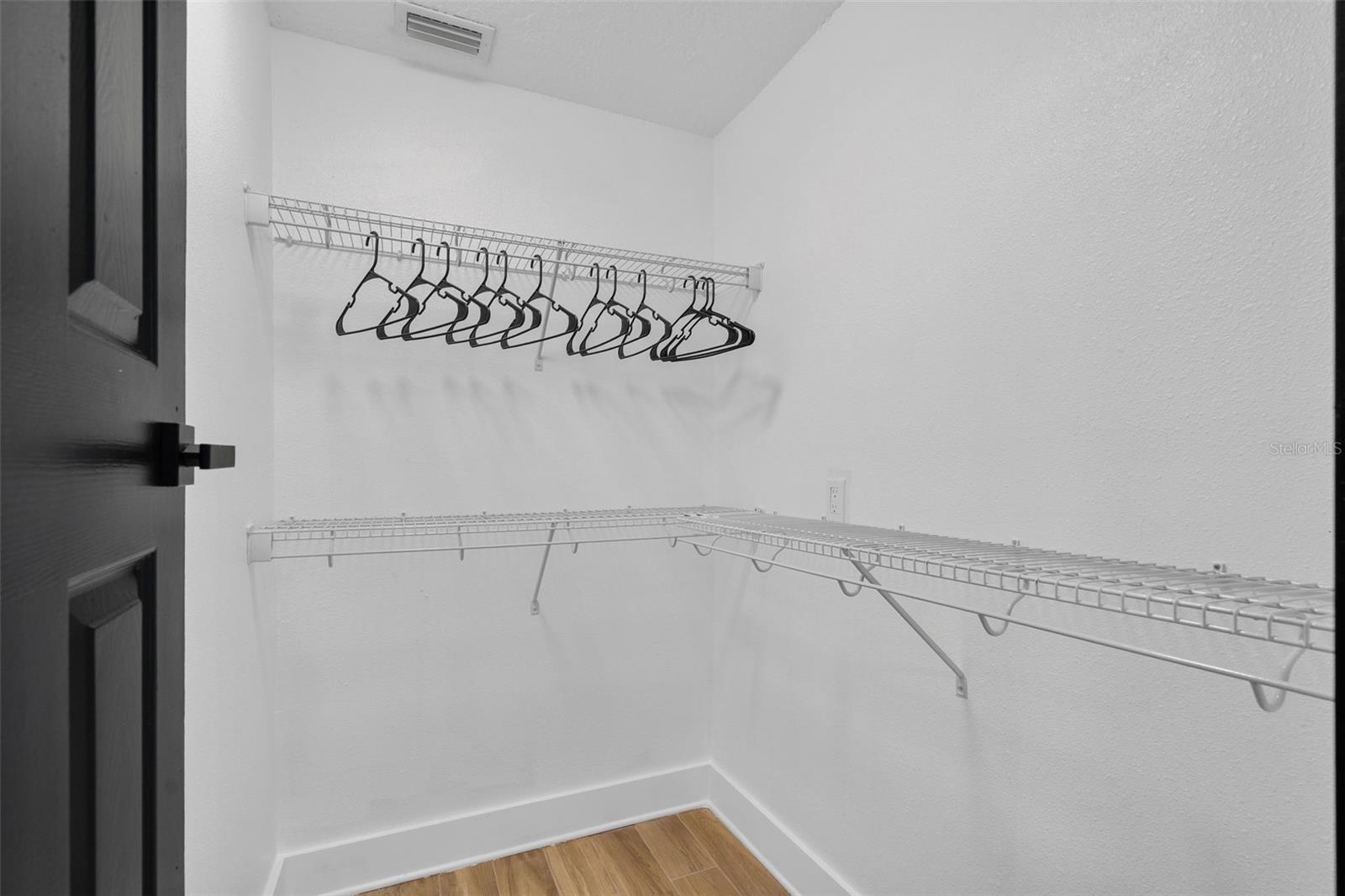 2118 S VENUS ST, TAMPA, FL — photo 37
