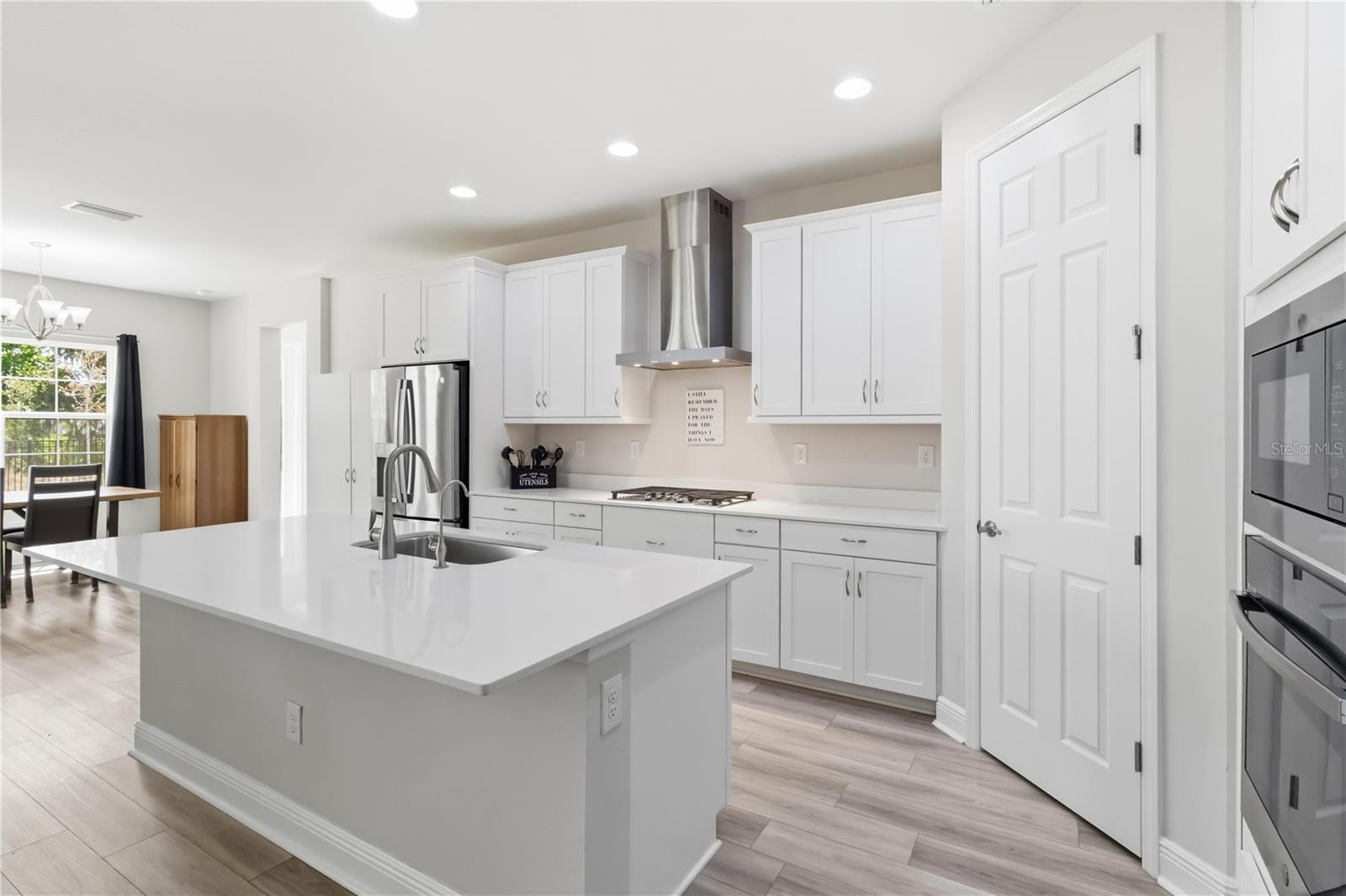 14806 SUMMER BRANCH DR, LITHIA, FL — photo 10