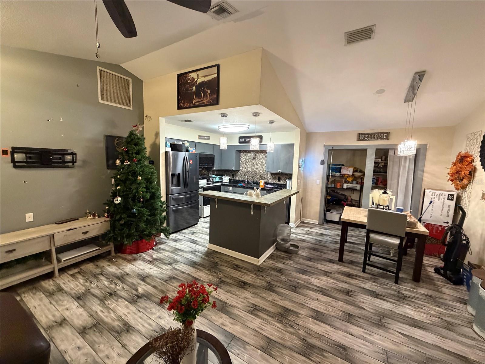 9478 W MARQUETTE LN, CRYSTAL RIVER, FL — photo 4