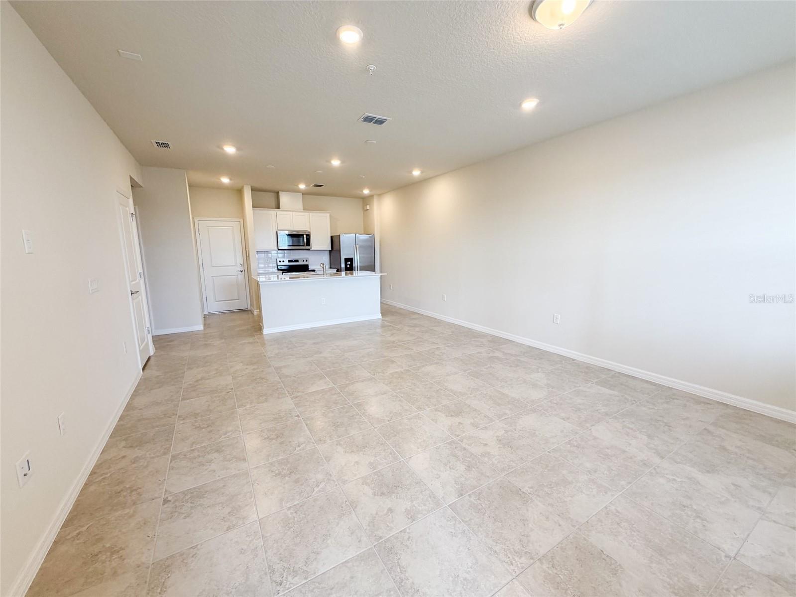 10537 GLOWING BEACON ST, ORLANDO, FL — photo 5