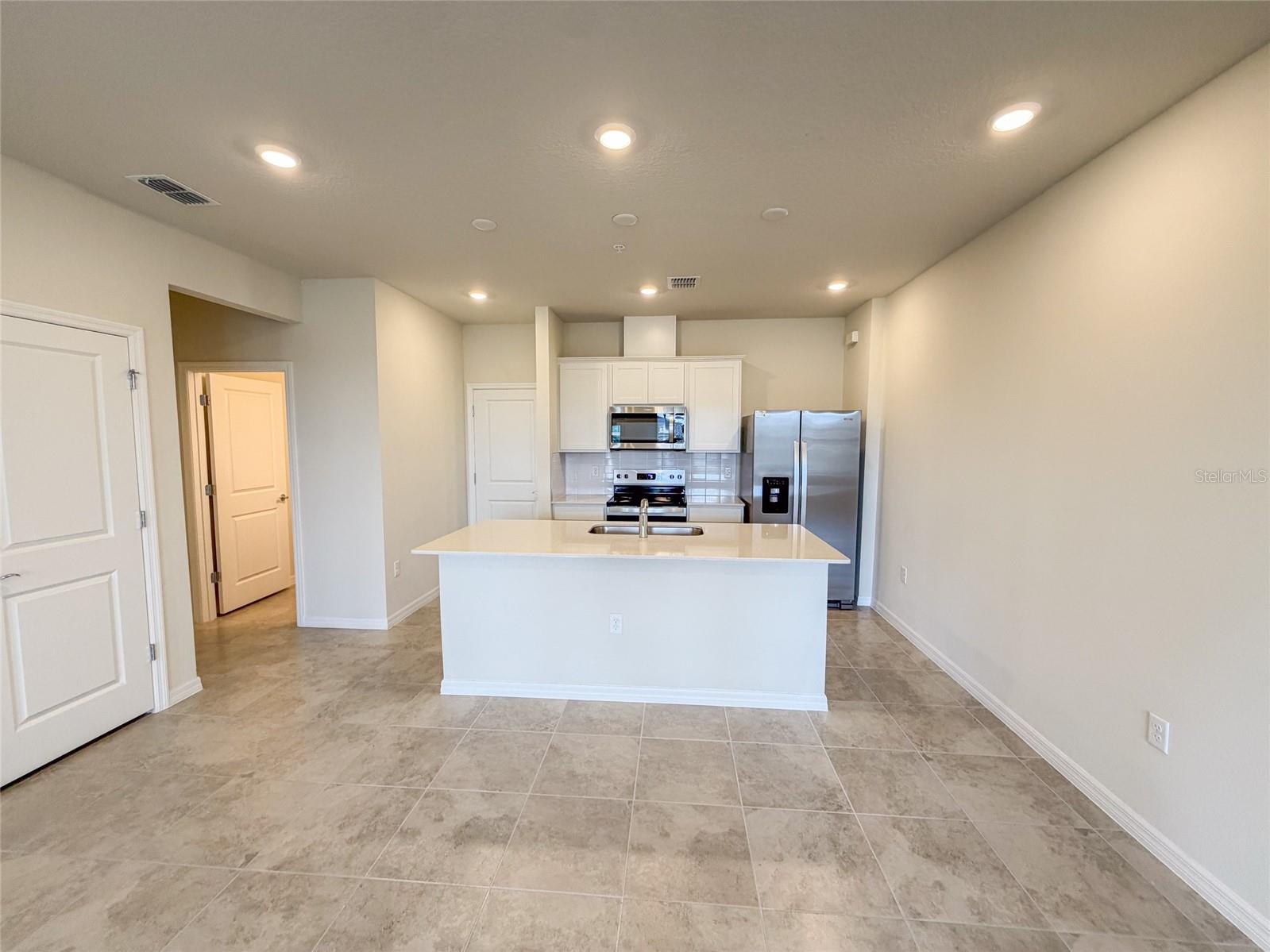 10537 GLOWING BEACON ST, ORLANDO, FL — photo 7