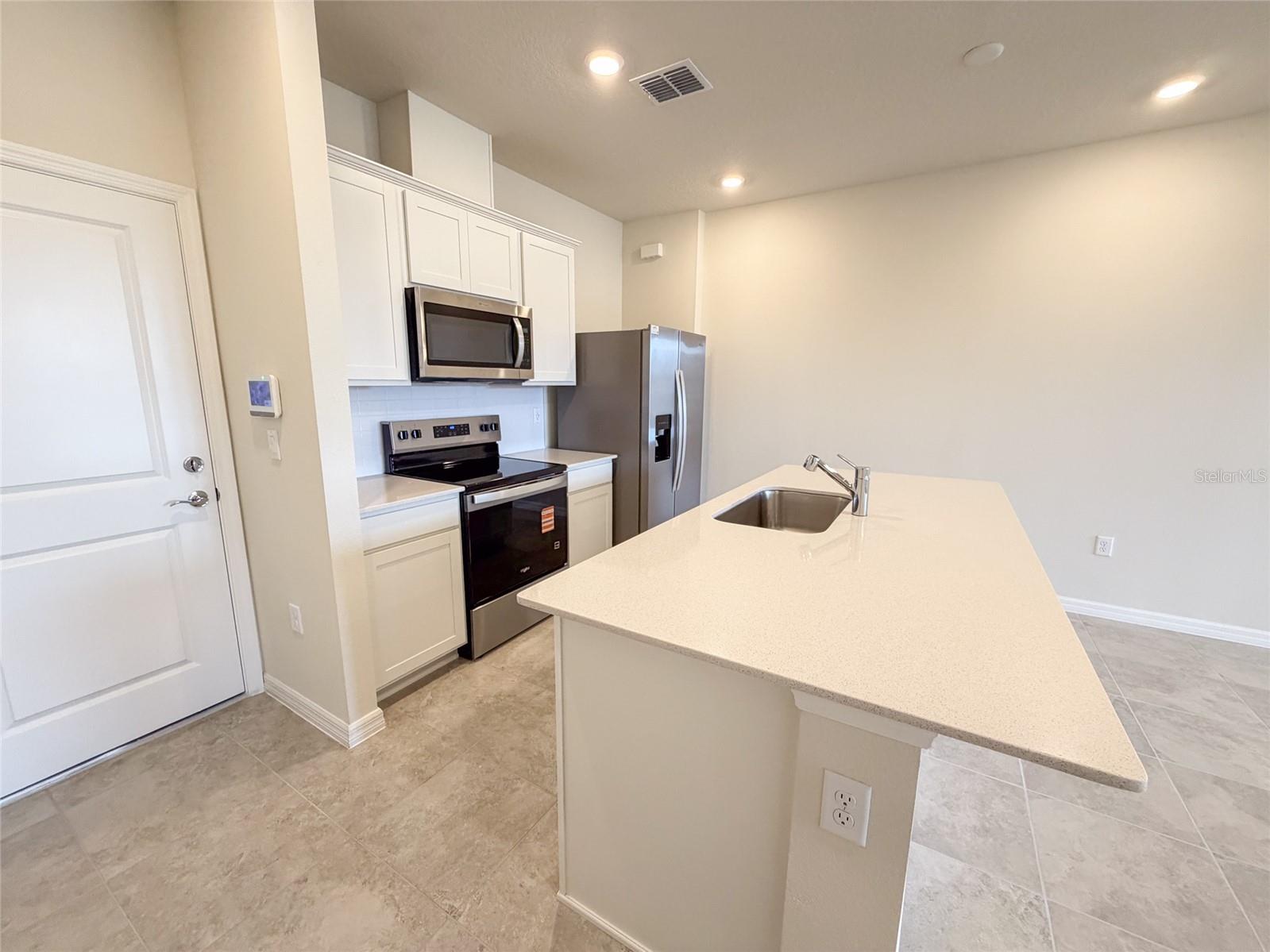 10537 GLOWING BEACON ST, ORLANDO, FL — photo 9