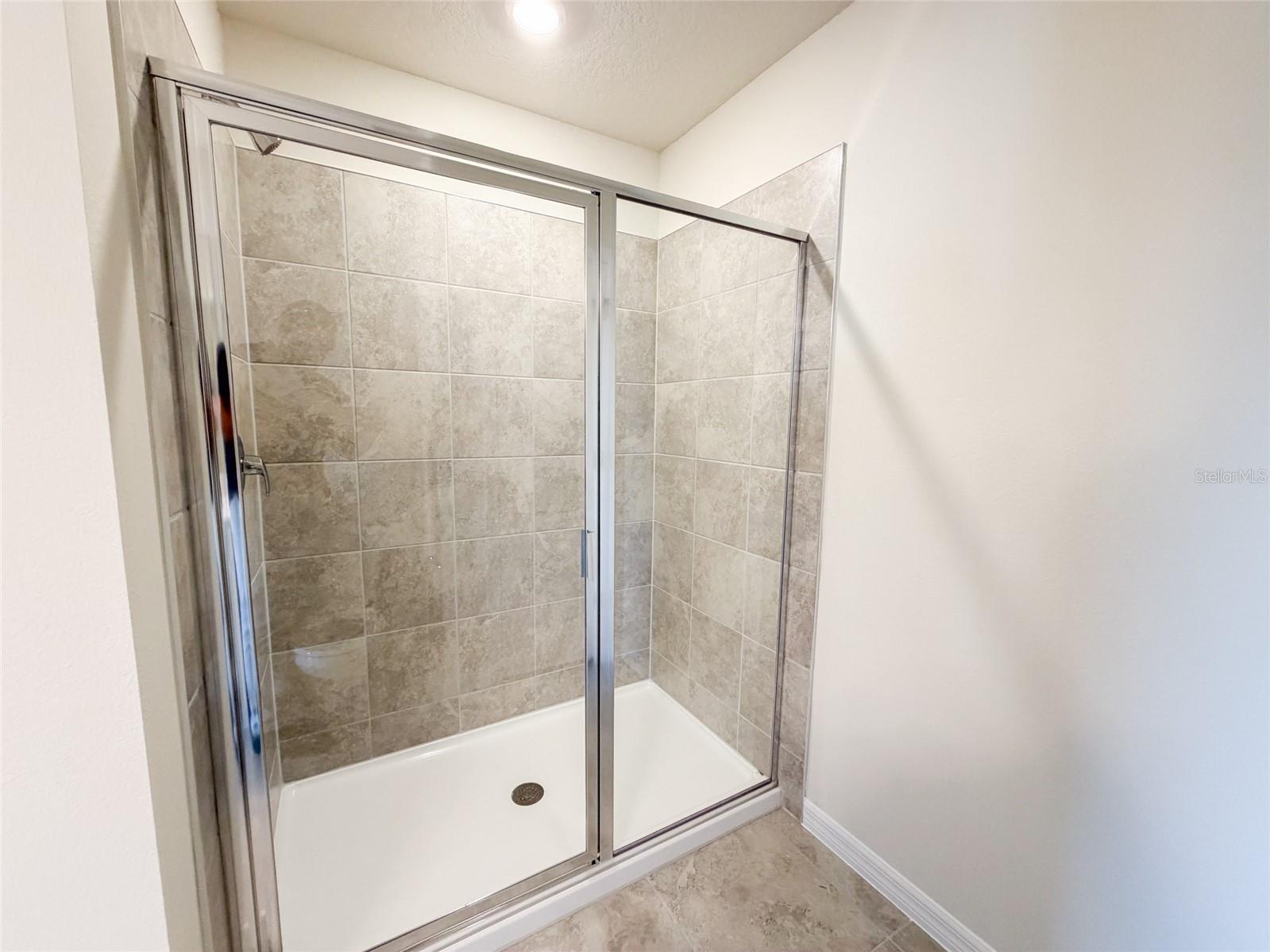 10537 GLOWING BEACON ST, ORLANDO, FL — photo 21