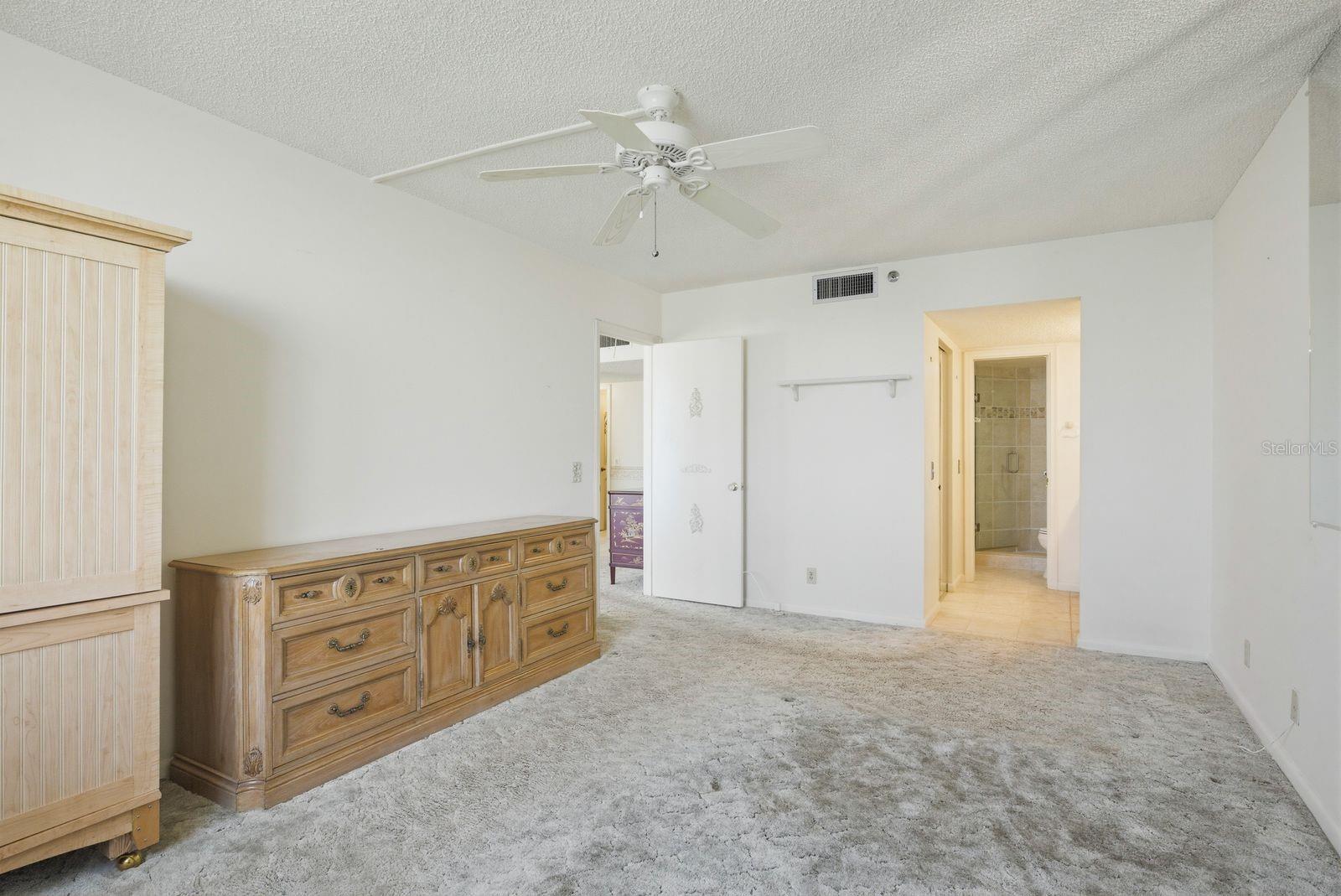 6287 BAHIA DEL MAR CIR #1202, ST PETERSBURG, FL — photo 19