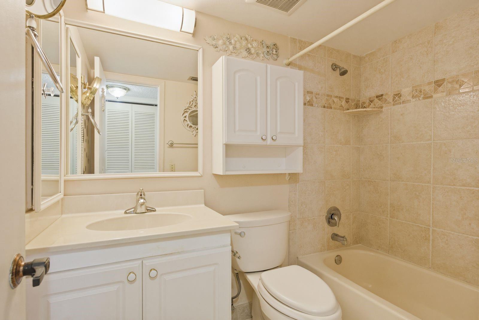 6287 BAHIA DEL MAR CIR #1202, ST PETERSBURG, FL — photo 24