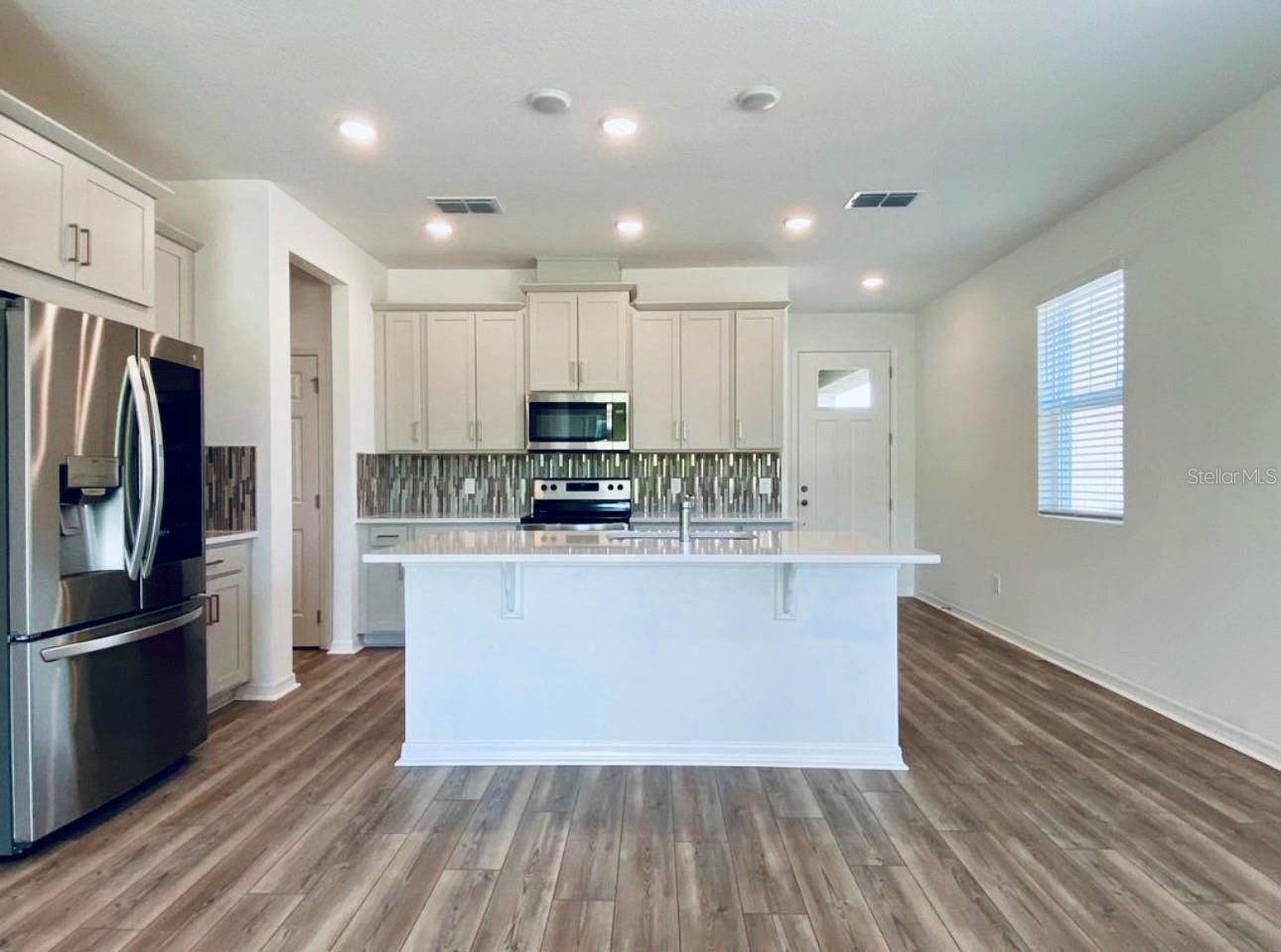2668 SPIDER LILY CT, CLERMONT, FL — photo 4