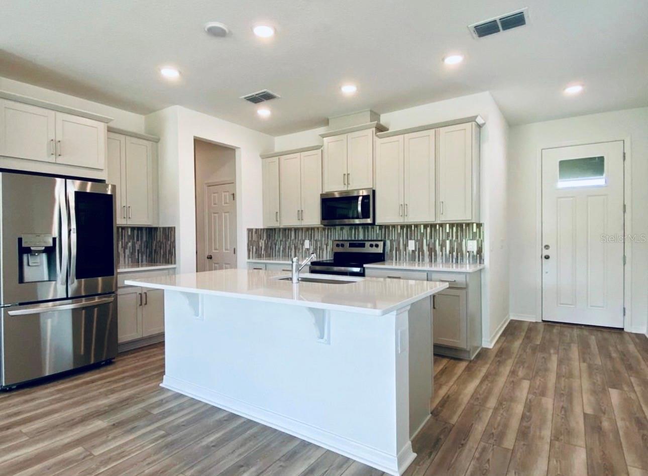 2668 SPIDER LILY CT, CLERMONT, FL — photo 5