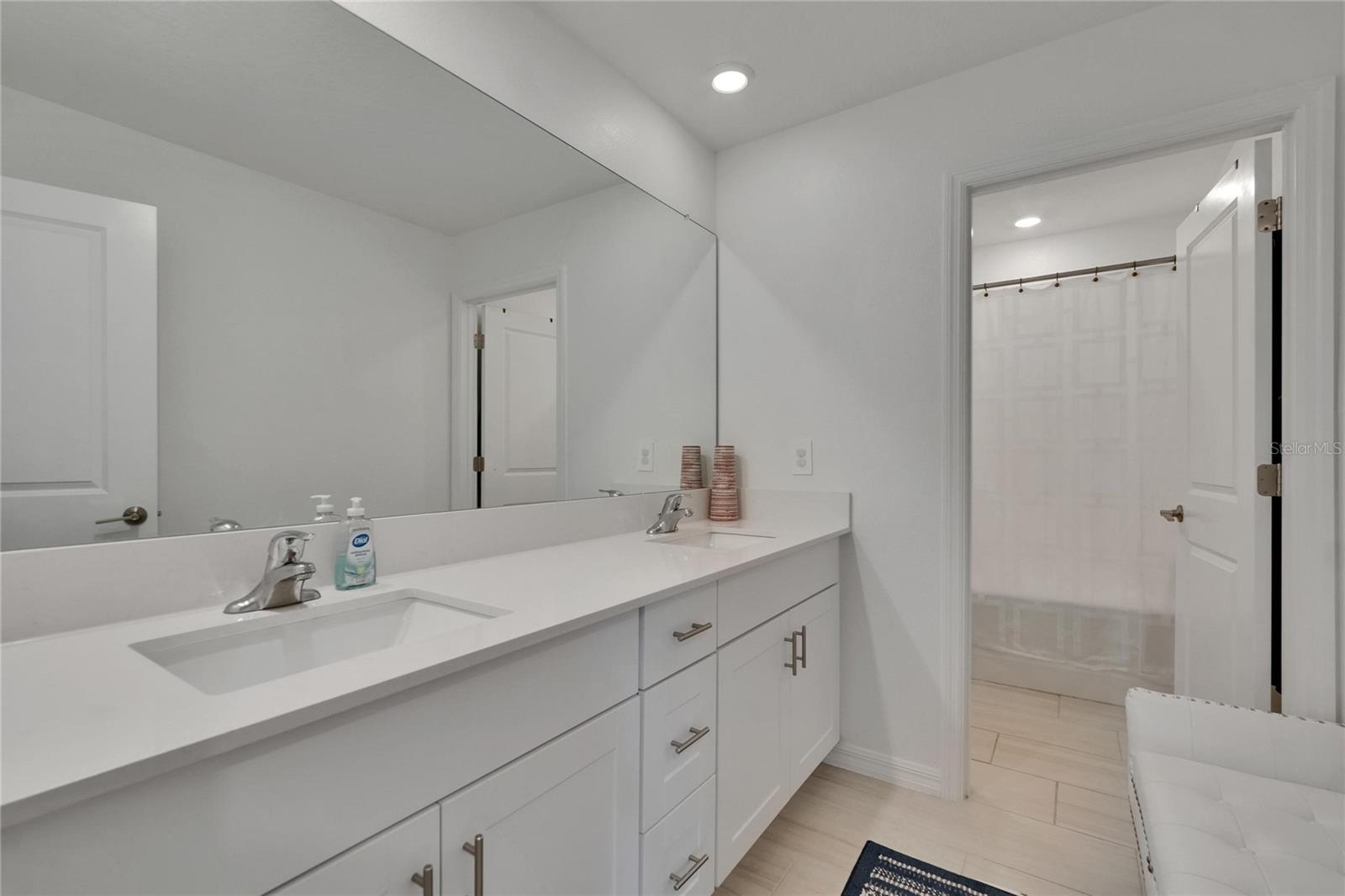 34780 RAINVILLE LOOP, ZEPHYRHILLS, FL — photo 28