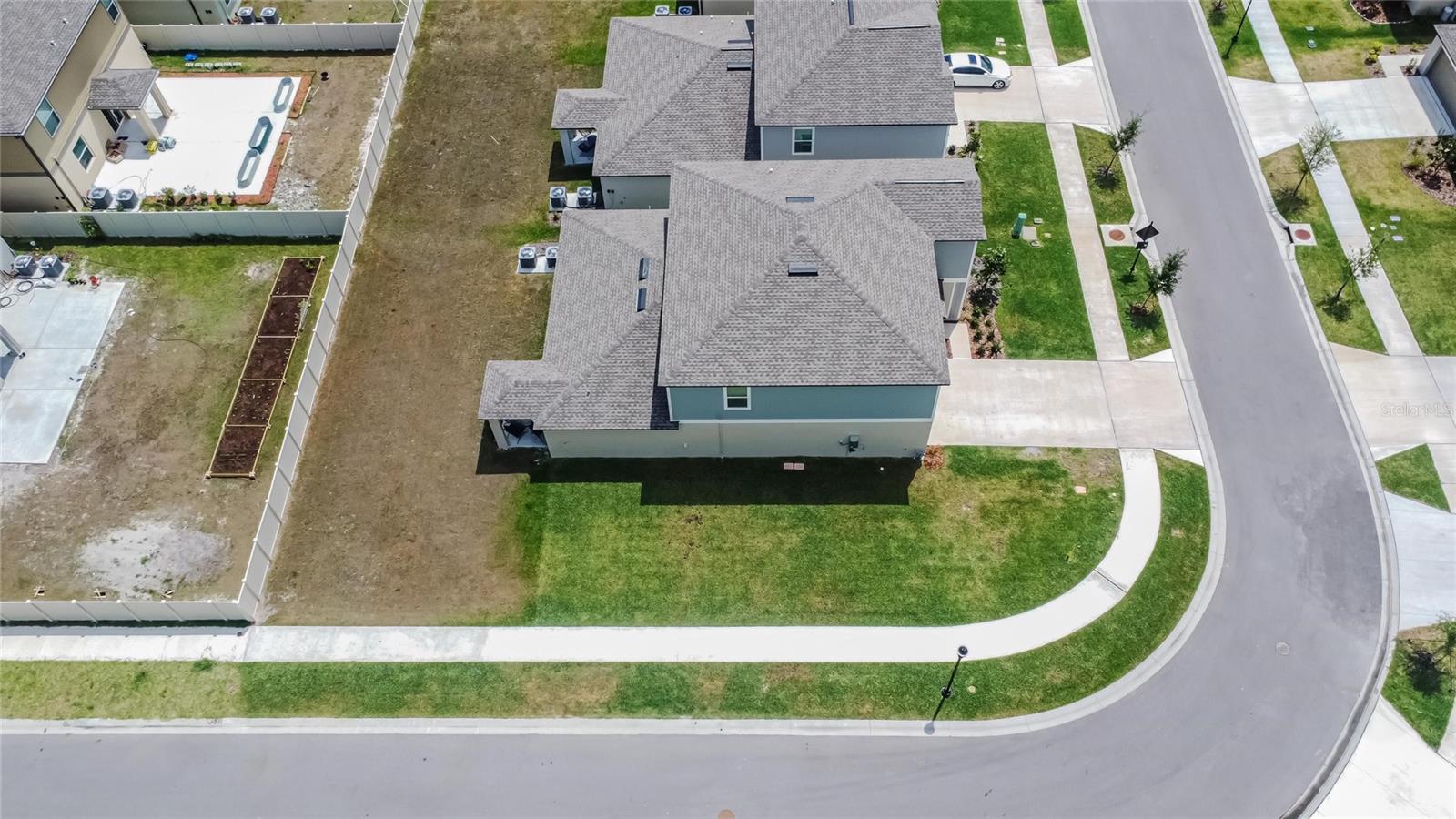 34780 RAINVILLE LOOP, ZEPHYRHILLS, FL — photo 4