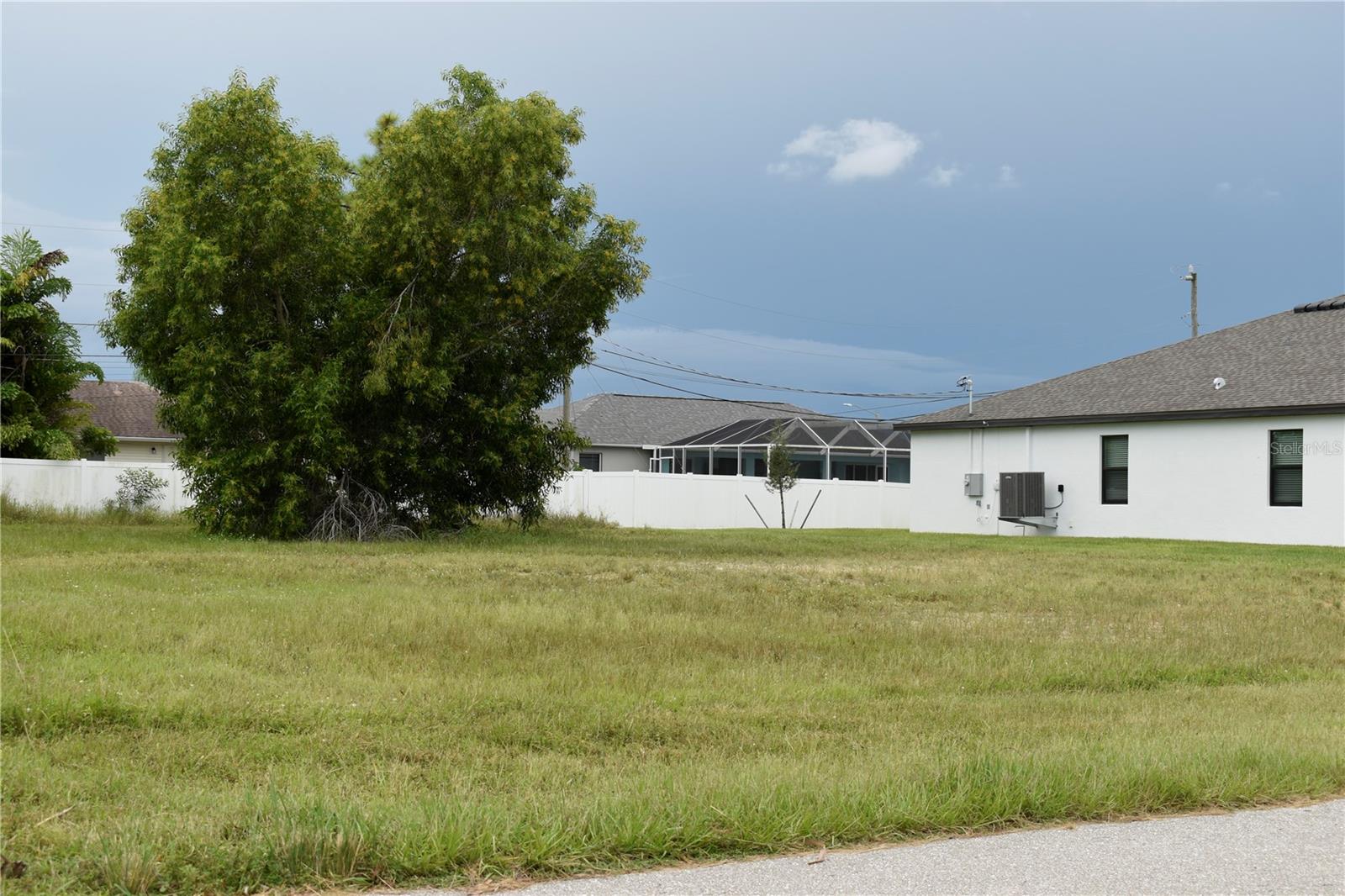 706 SW 21 ST, CAPE CORAL, FL — photo 3