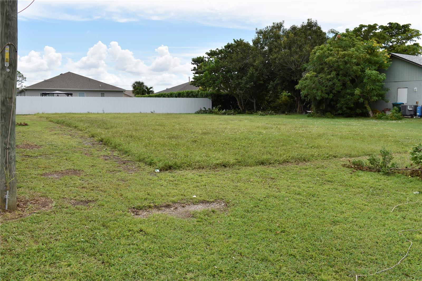 805 SW 6TH CT, CAPE CORAL, FL