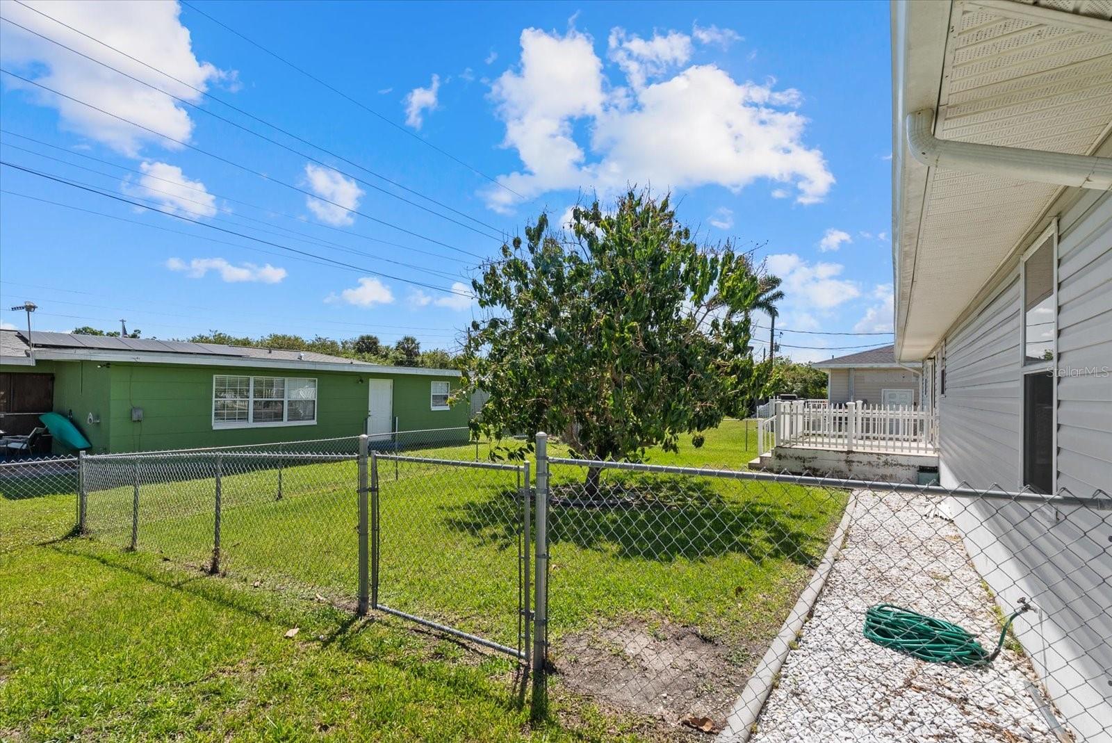 2600 CHARLENE ST, PUNTA GORDA, FL — photo 24