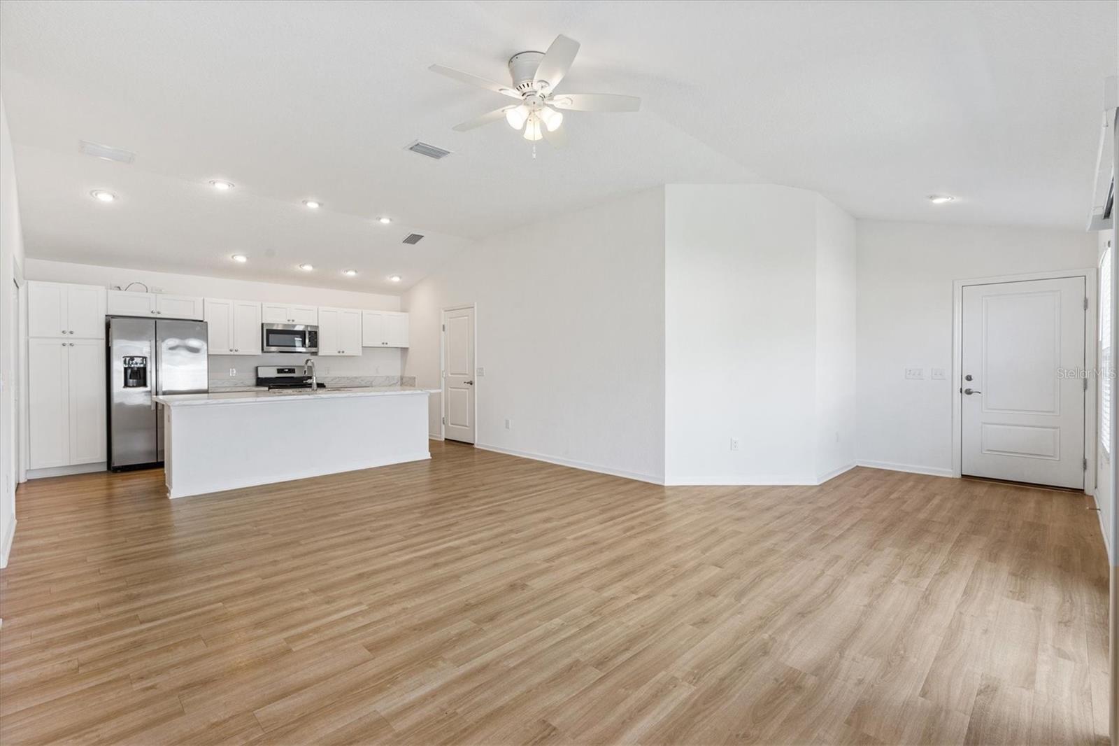 7185 FAY CT, THE VILLAGES, FL — photo 29