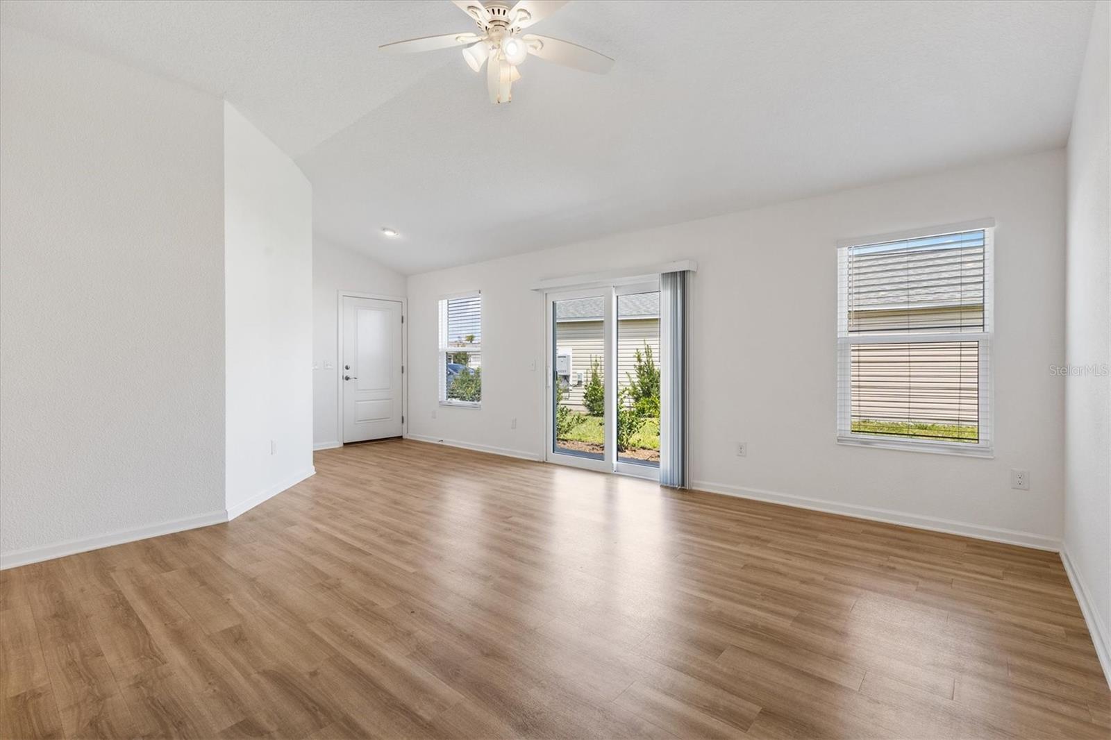 7185 FAY CT, THE VILLAGES, FL — photo 30