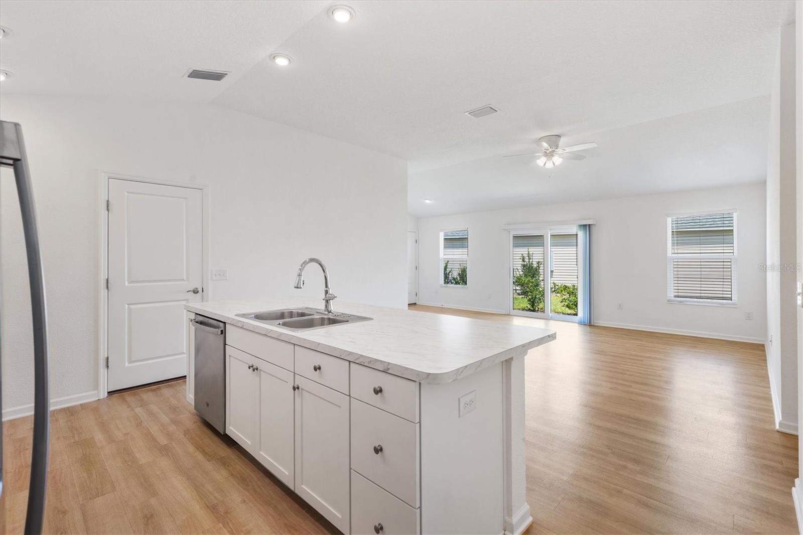7185 FAY CT, THE VILLAGES, FL — photo 43