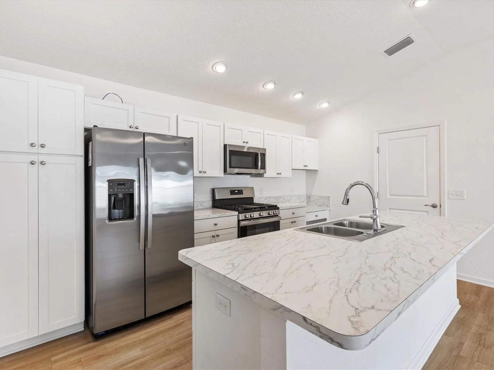 7185 FAY CT, THE VILLAGES, FL — photo 45