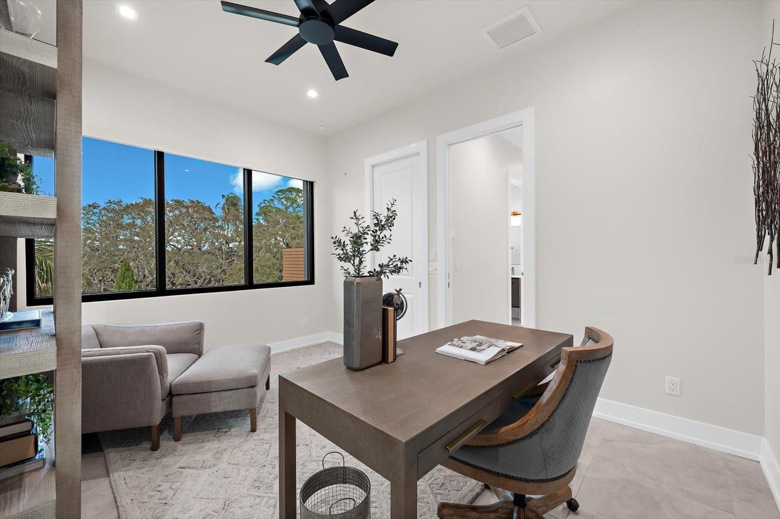 402 HILLSBOROUGH ST, PALM HARBOR, FL — photo 31