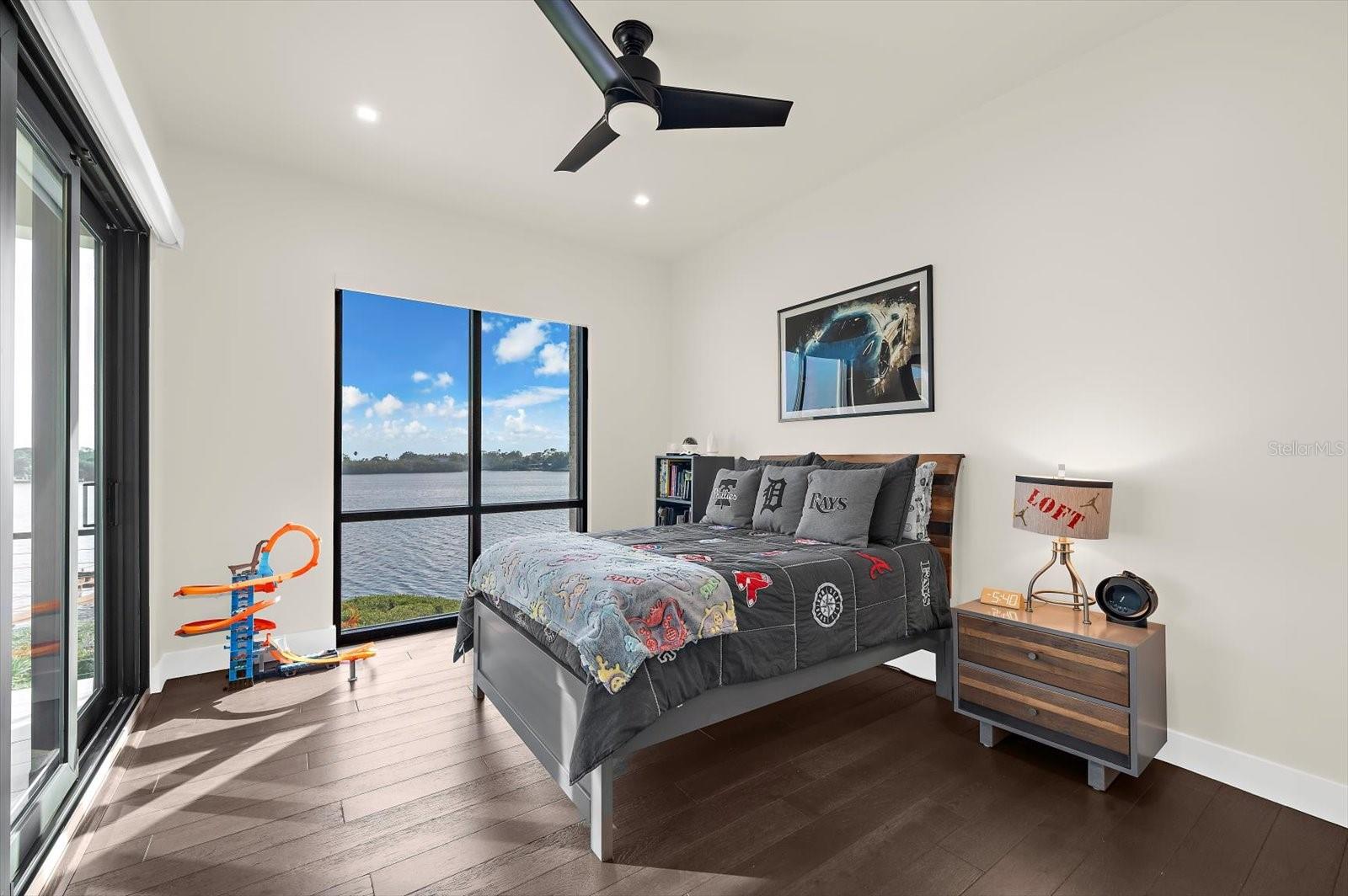 402 HILLSBOROUGH ST, PALM HARBOR, FL — photo 49