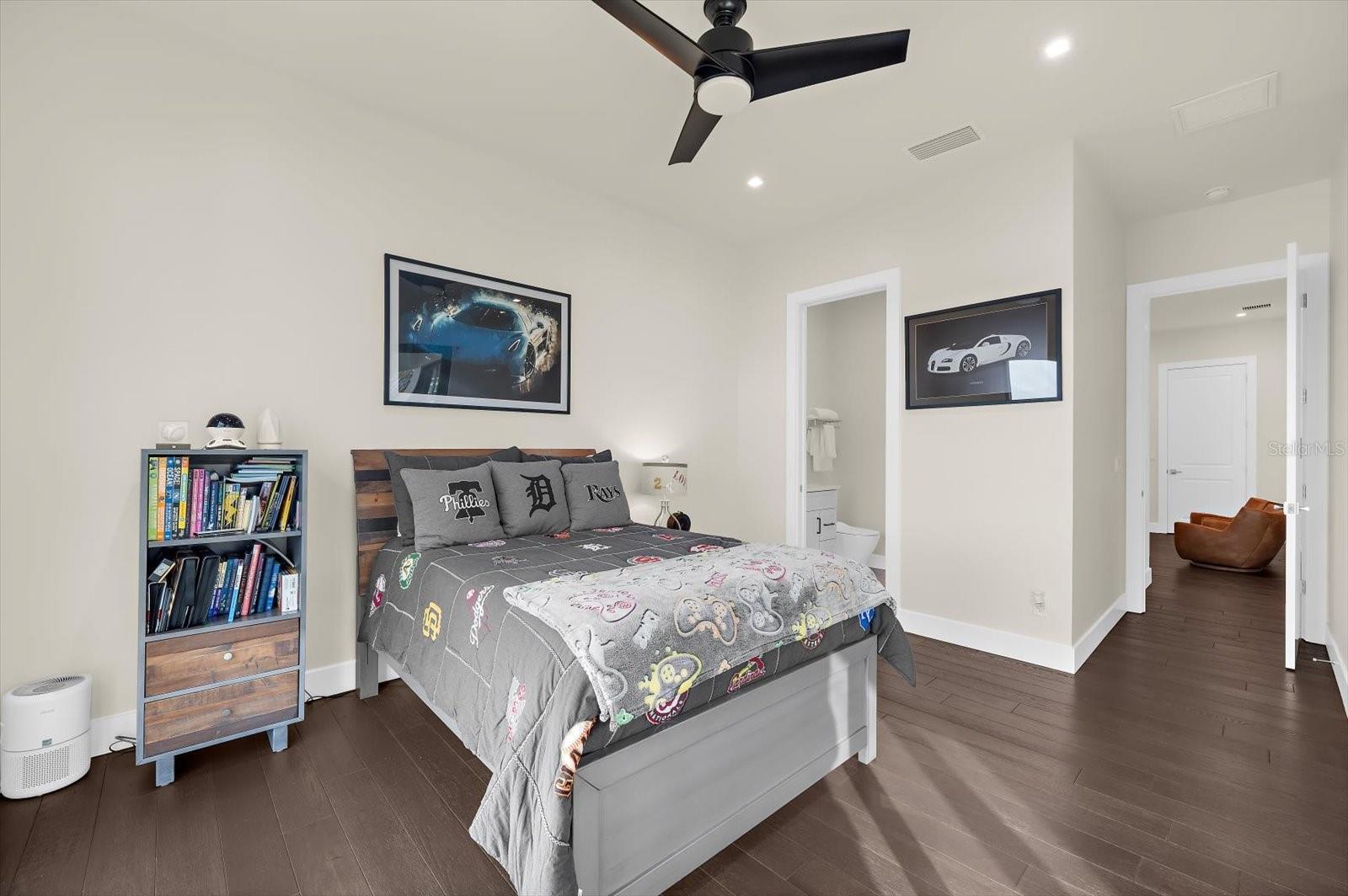 402 HILLSBOROUGH ST, PALM HARBOR, FL — photo 52