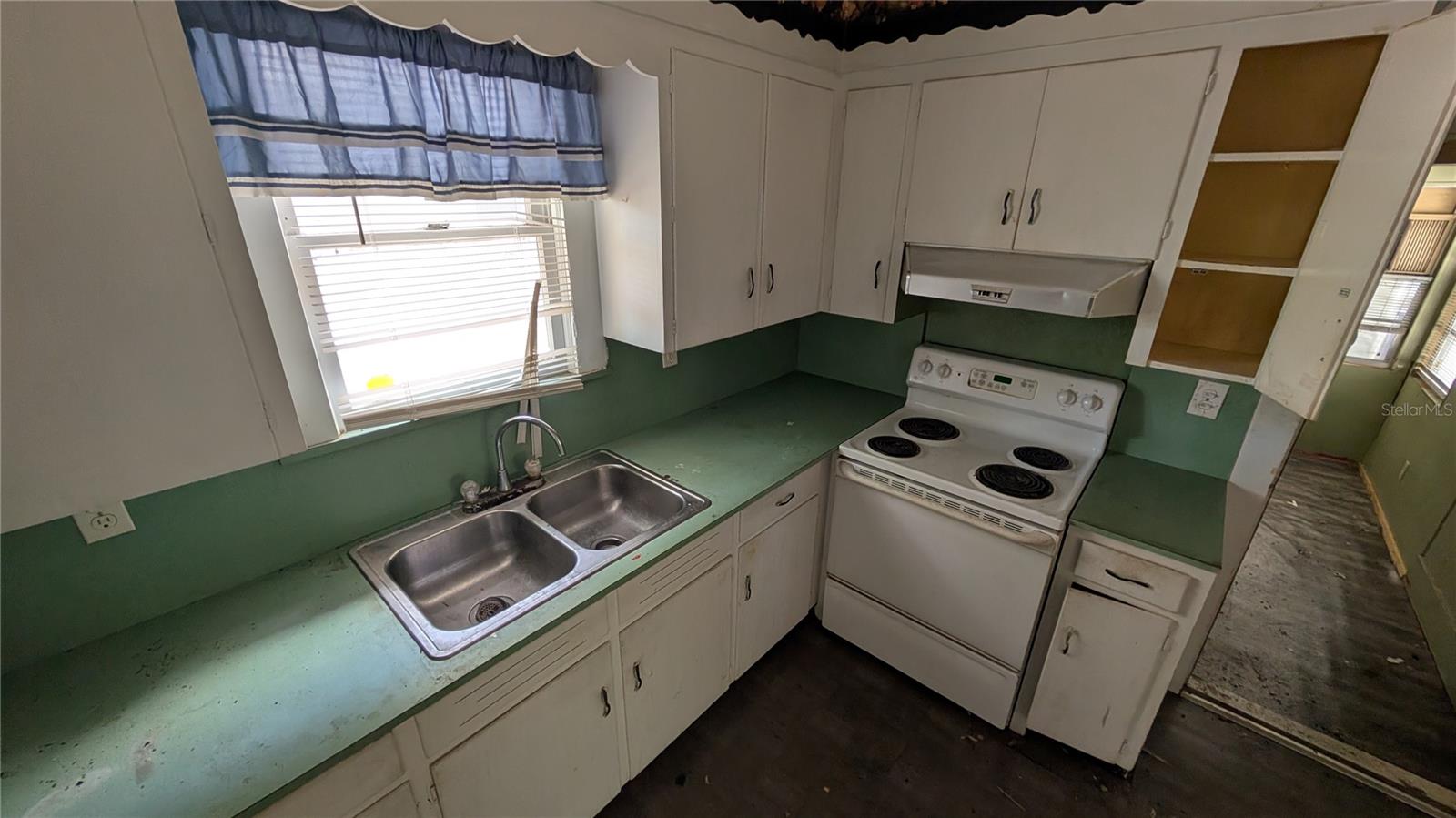 114 S BUNGALOW PARK AVE, TAMPA, FL — photo 25