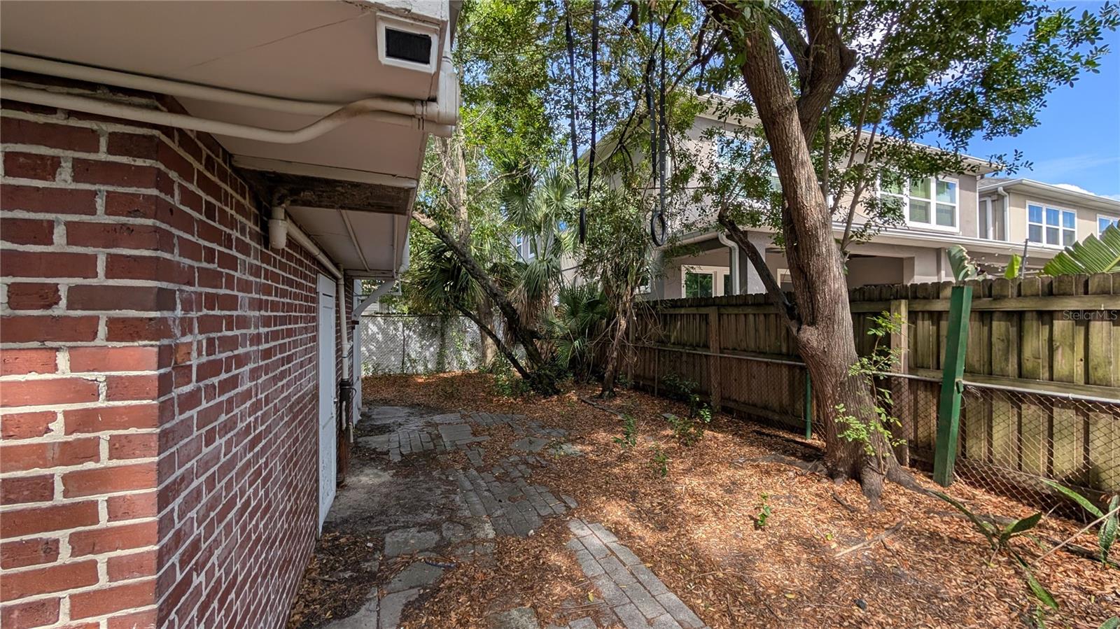 114 S BUNGALOW PARK AVE, TAMPA, FL — photo 95