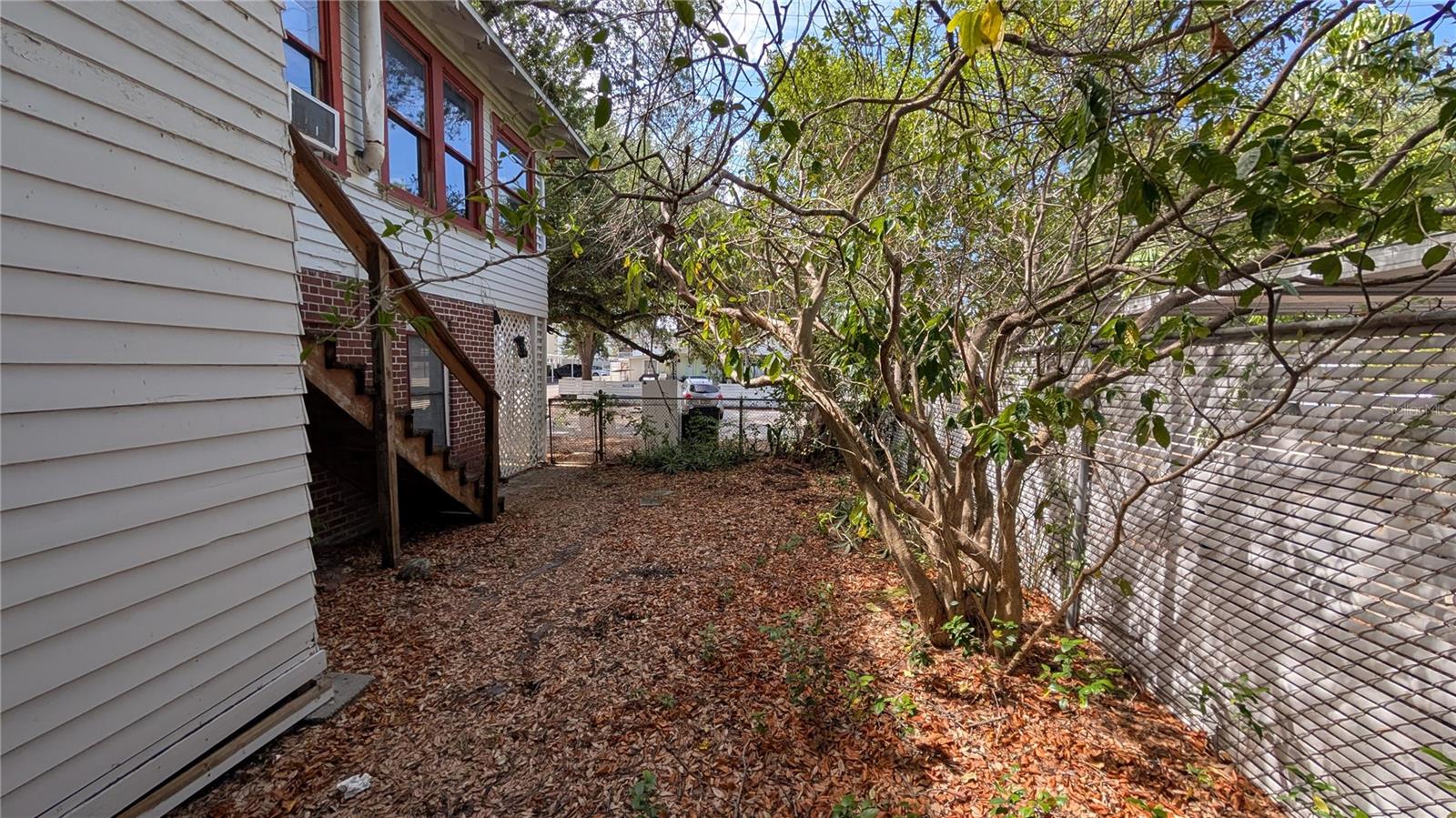 114 S BUNGALOW PARK AVE, TAMPA, FL — photo 96