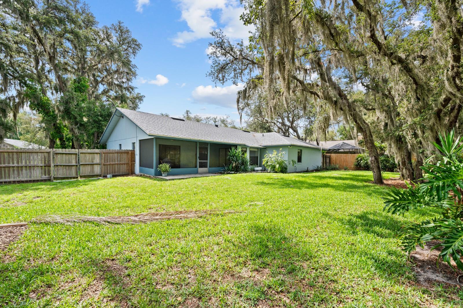 7710 NATURE TRL, LAKELAND, FL — photo 33
