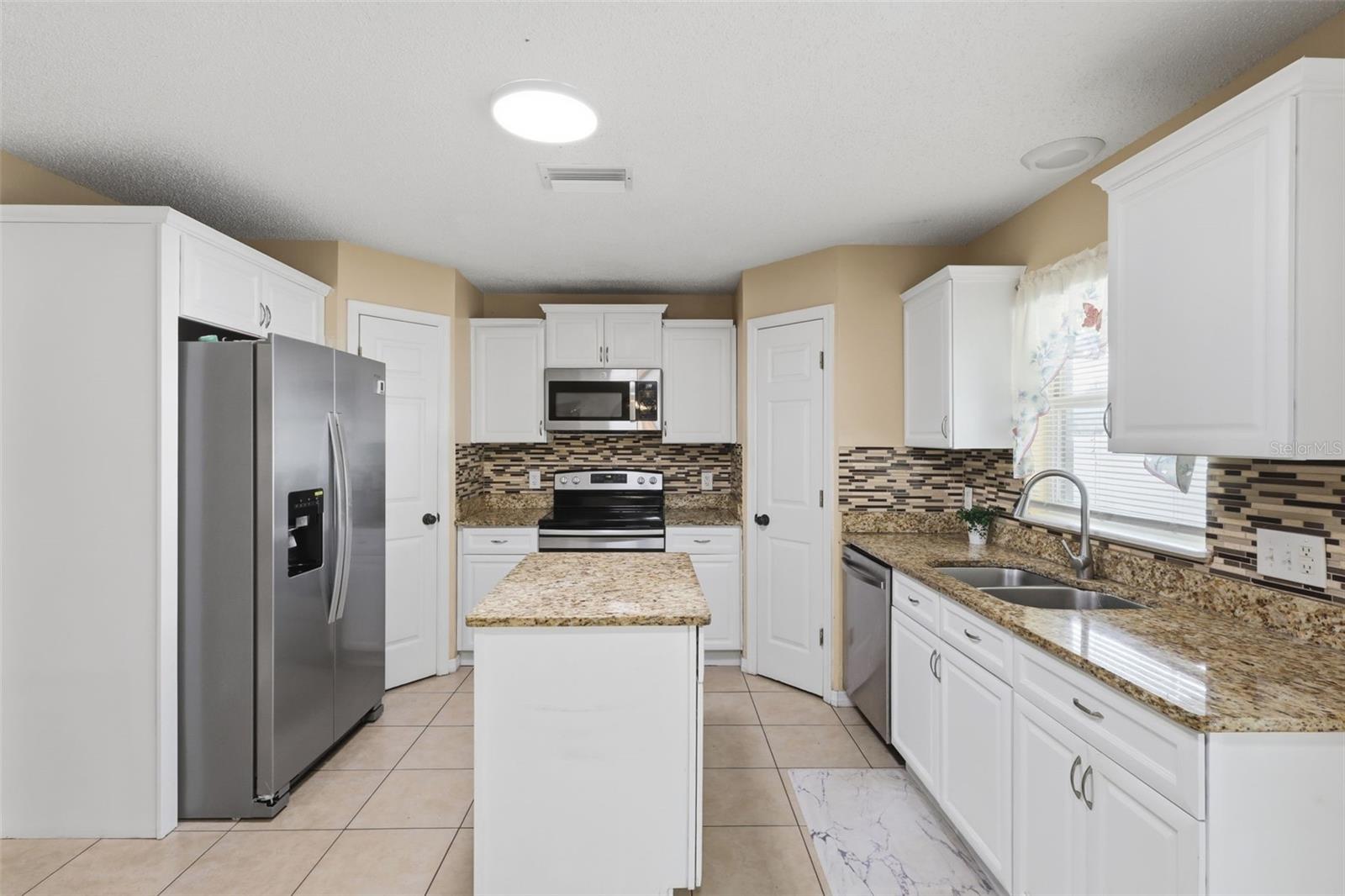 1142 NORMANDY DR, KISSIMMEE, FL — photo 7
