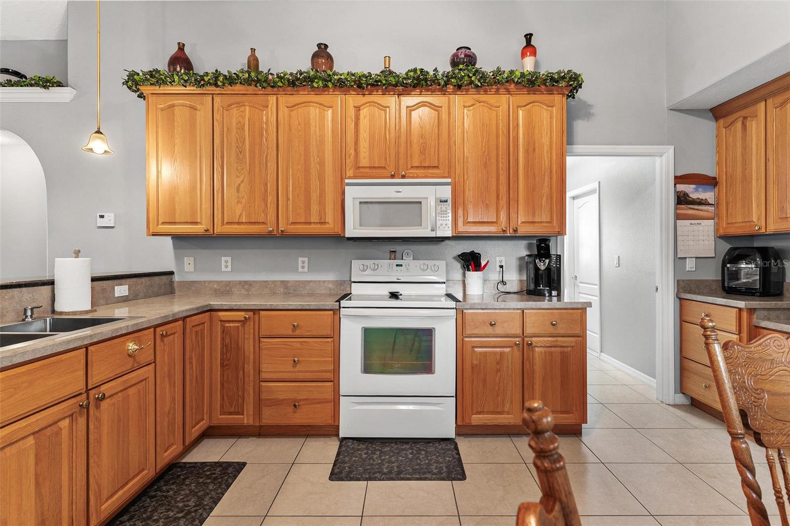 93 FAIRWAY CIR, UMATILLA, FL — photo 42
