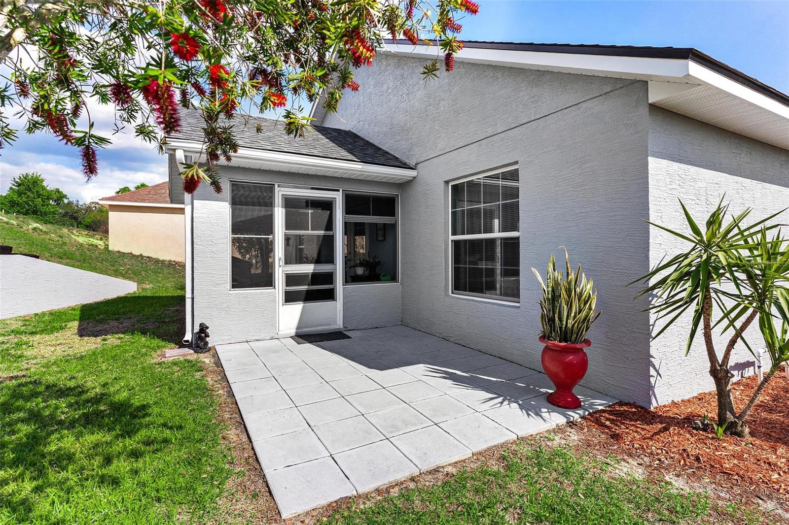 93 FAIRWAY CIR, UMATILLA, FL — photo 95