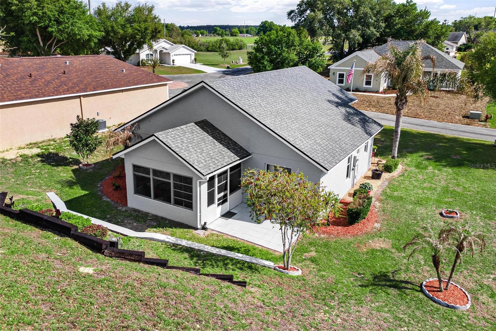 93 FAIRWAY CIR, UMATILLA, FL — photo 107