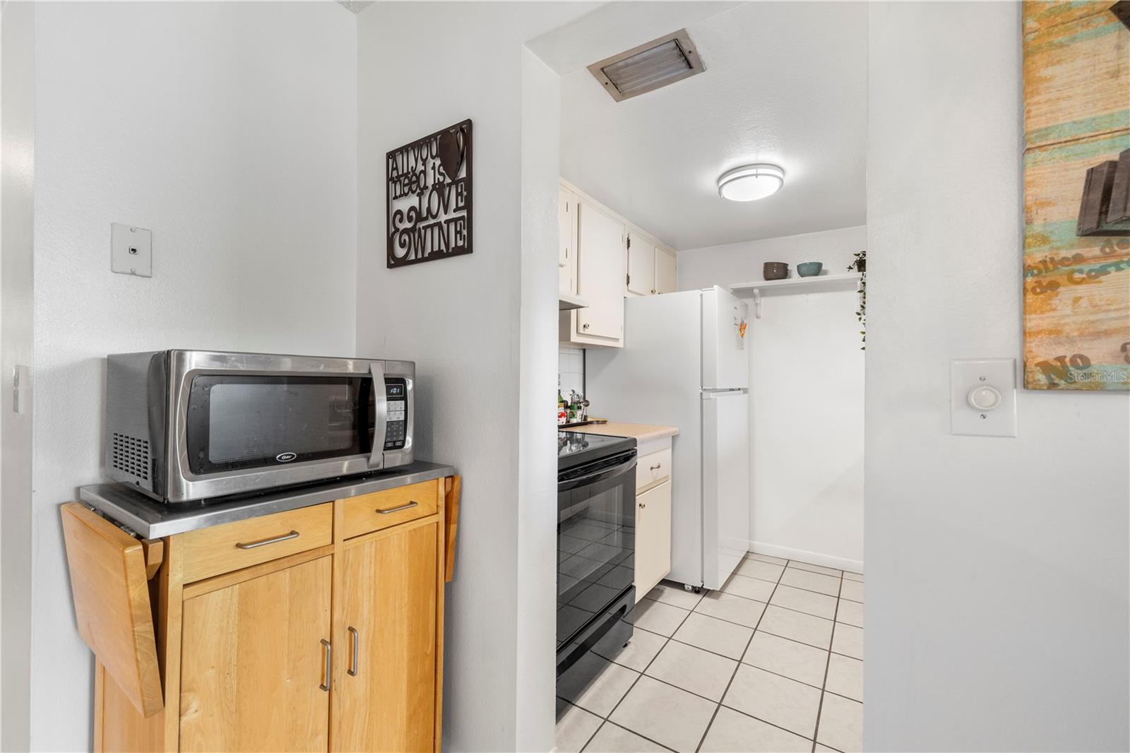 2525 W BAY DR #C21, BELLEAIR BLUFFS, FL — photo 17