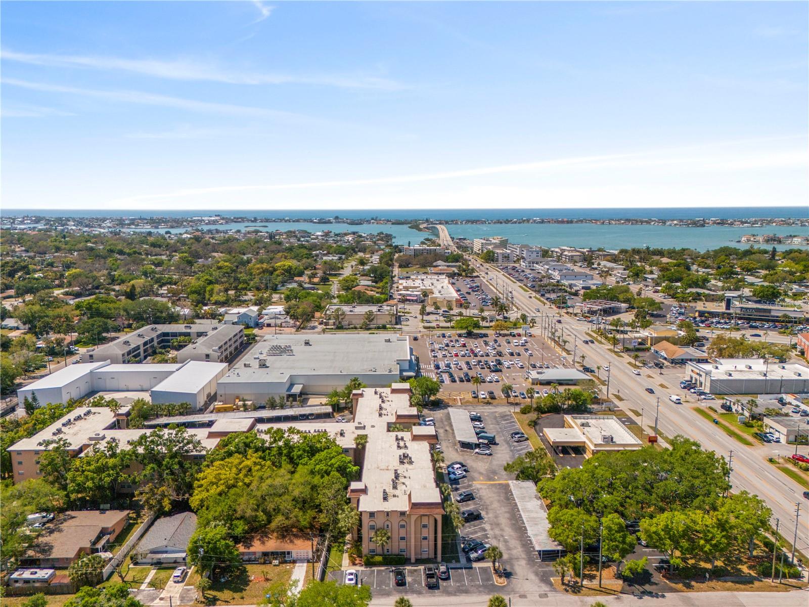 2525 W BAY DR #C21, BELLEAIR BLUFFS, FL — photo 34