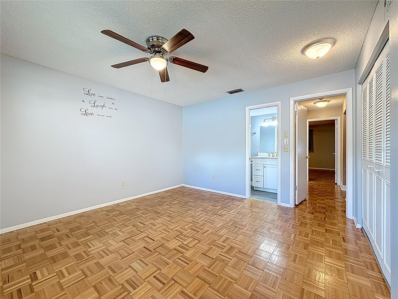 403 MINDY DR, LARGO, FL — photo 19